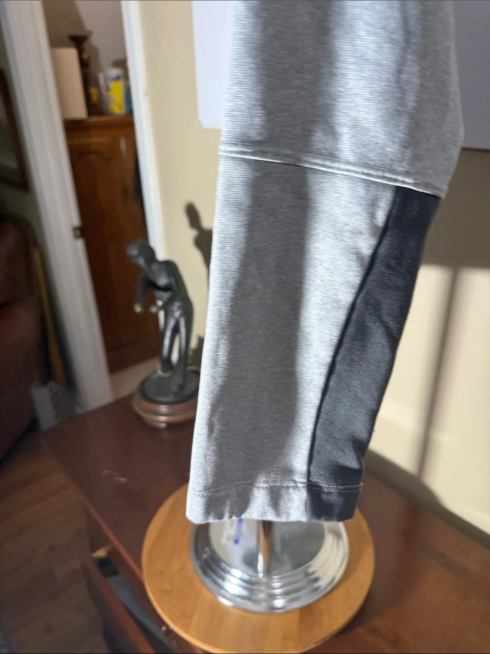 The North Face Light Gray Men’s Quarter-Zip Fleece Pullover